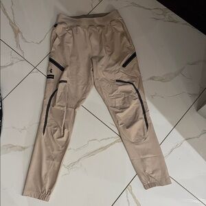 Under Armour Men's Tan Jogger Pants